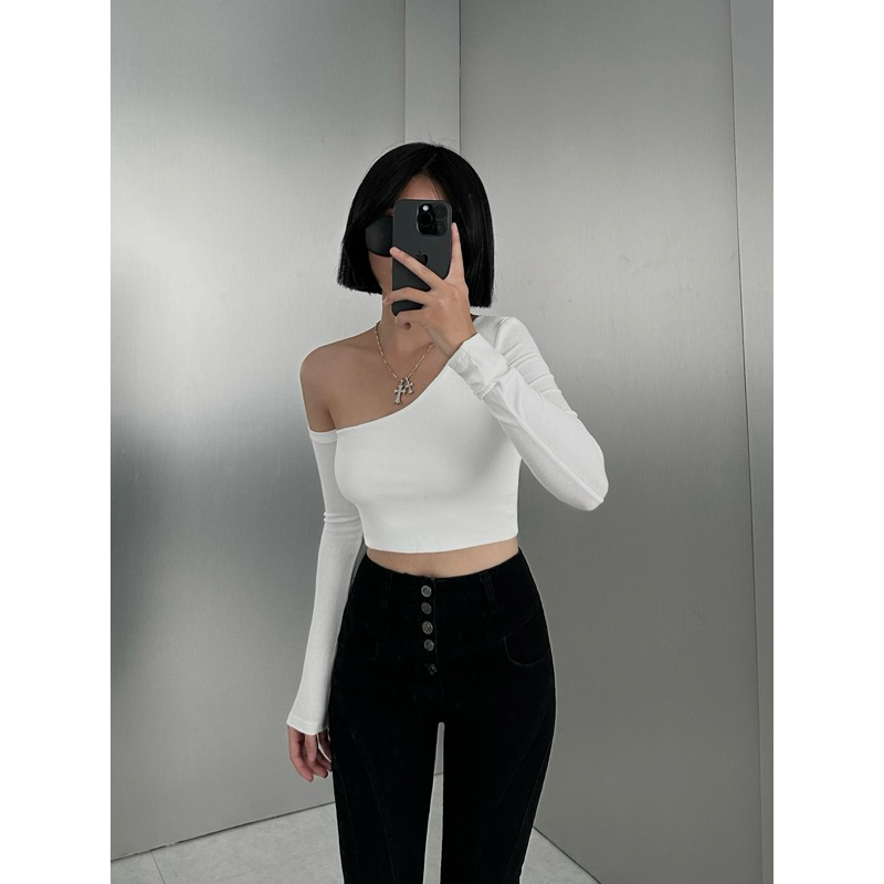 tw-11134207-7ras9-m5oirbkz3uie74