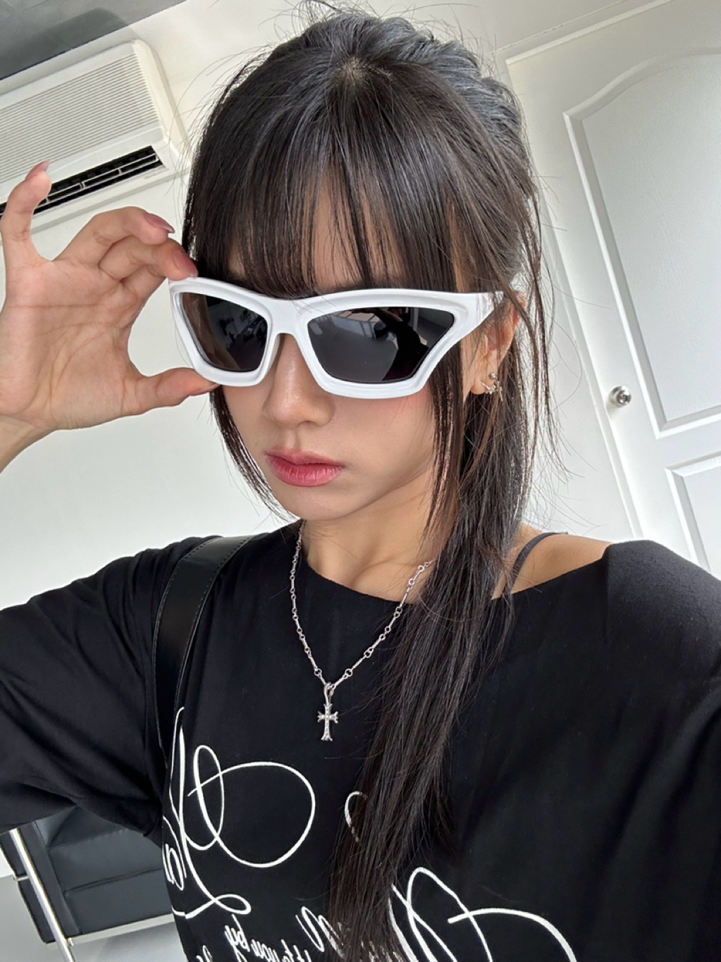 tw-11134207-81zth-meu34kvg3z0nc4