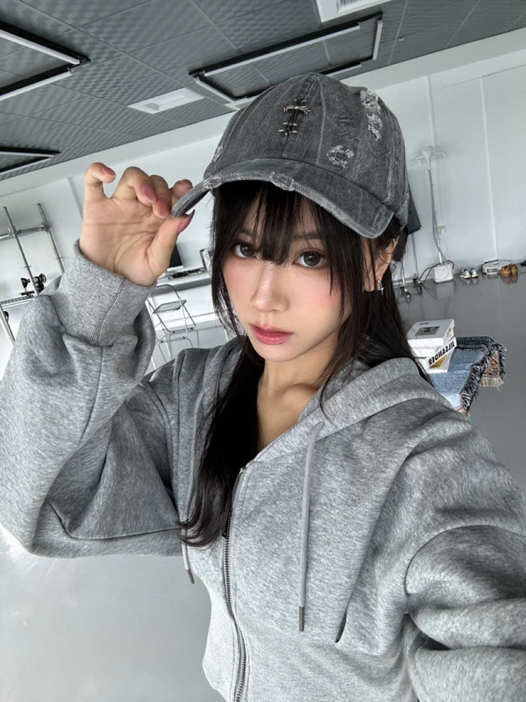 tw-11134207-81ztc-meu2xnify8sk4f