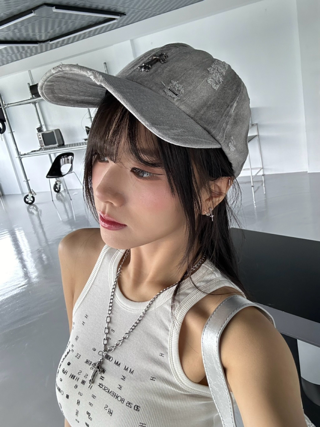 tw-11134207-81ztg-meu2xnih5sea00