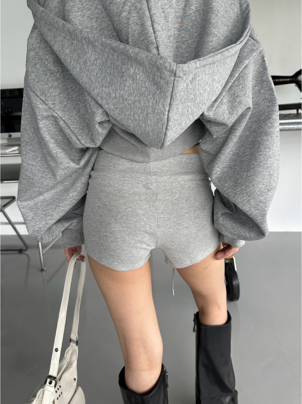 tw-11134207-81ztf-meu5mhk1s4qv51