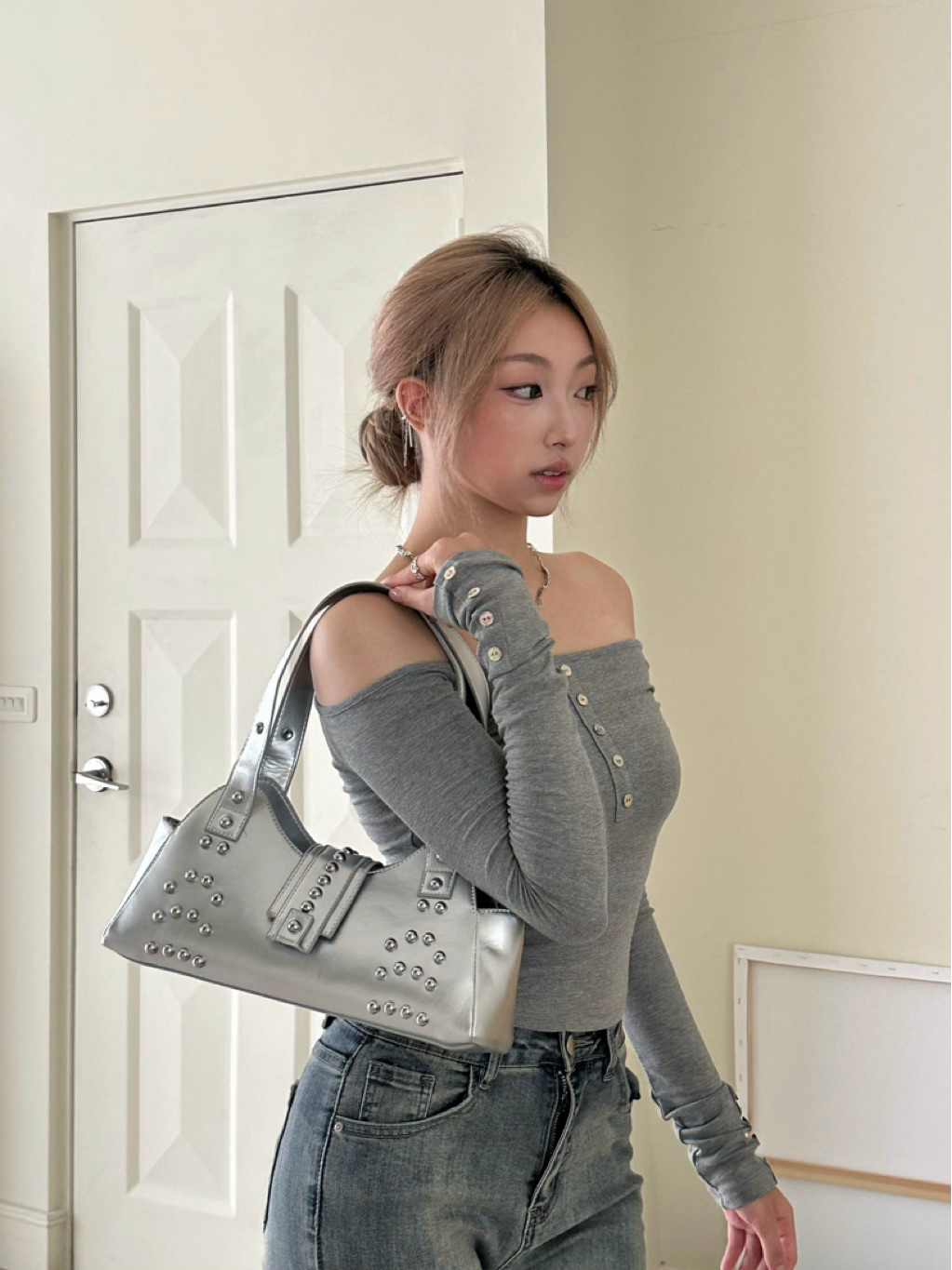 tw-11134207-81ztj-mg6k0laa017304