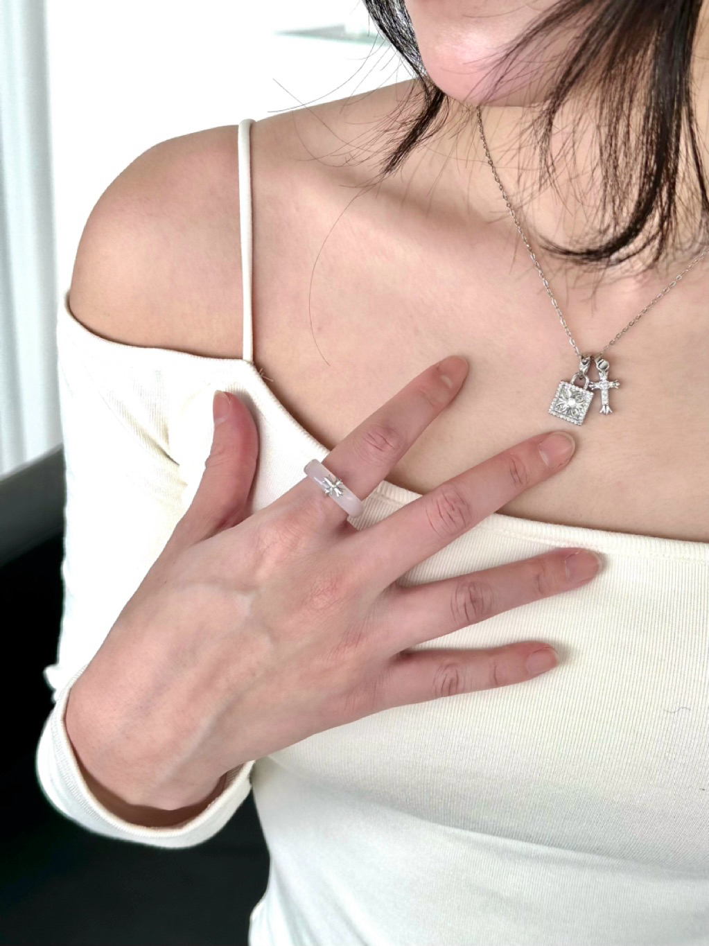 tw-11134207-81ztg-mjfc8nagv2tg43