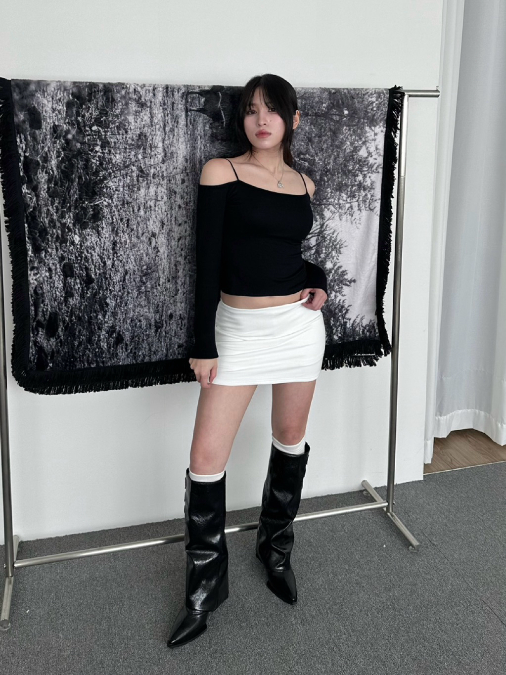 tw-11134207-81ztf-mjff3f7rb2fb02