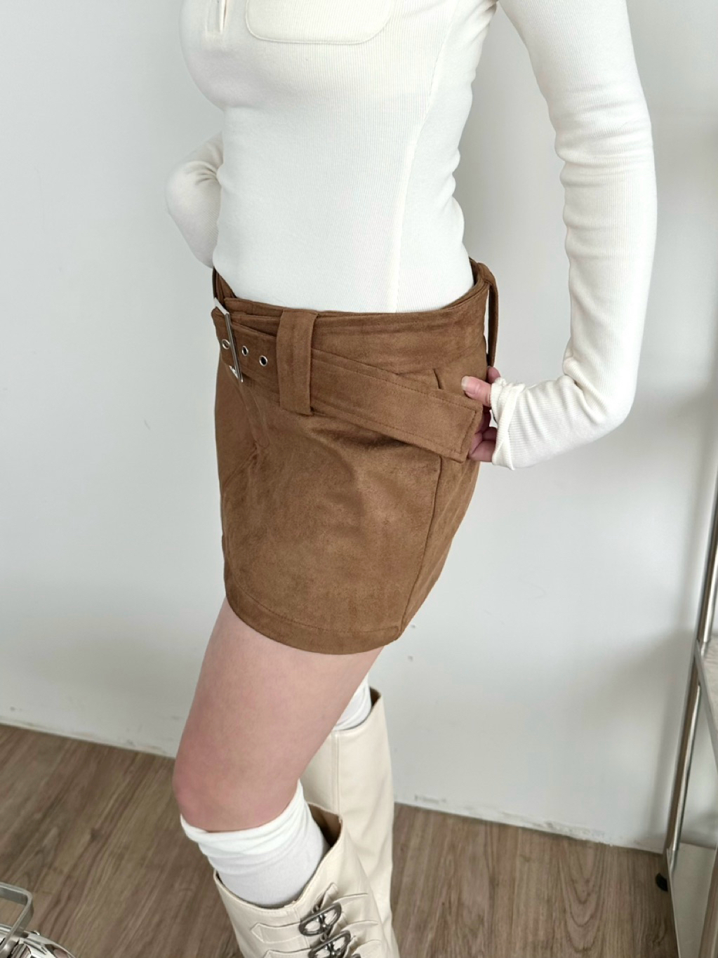 tw-11134207-81zth-mjflnuc9xr0l75