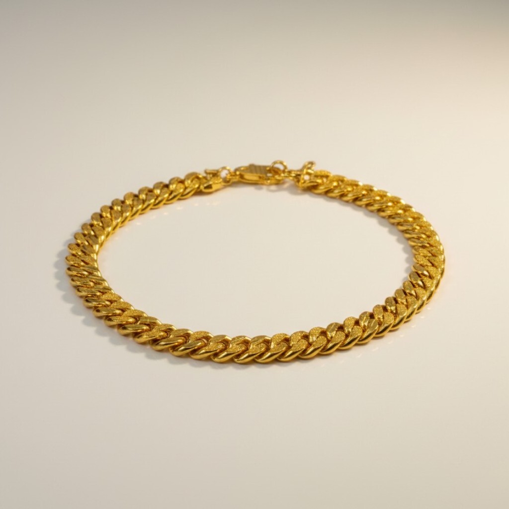 916 Curb Link Bracelet