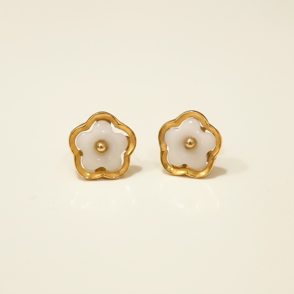 14k-gold-lavender-jade-flower-stud-earrings (2)