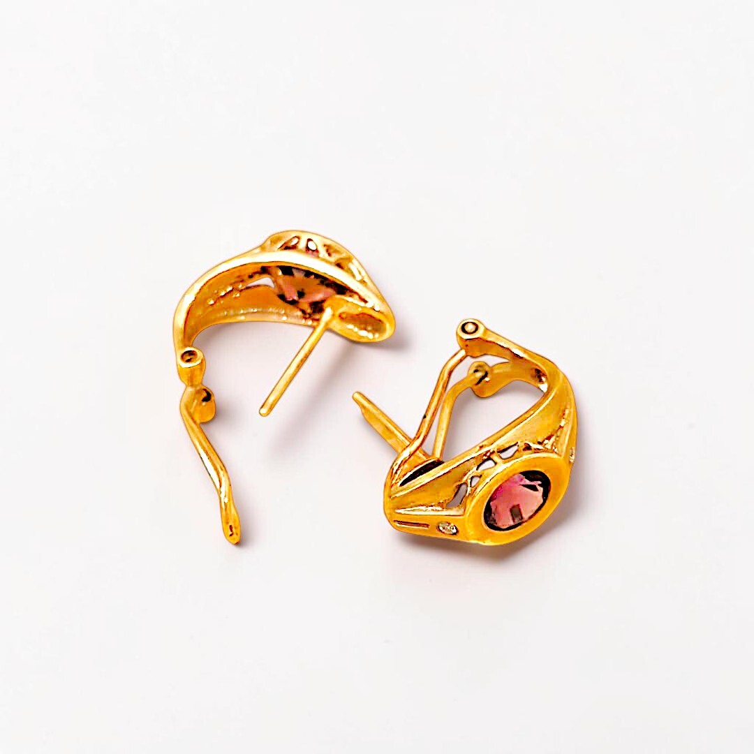 14k-gold-amethyst-huggie-hoop-earrings-omega-backs (2)