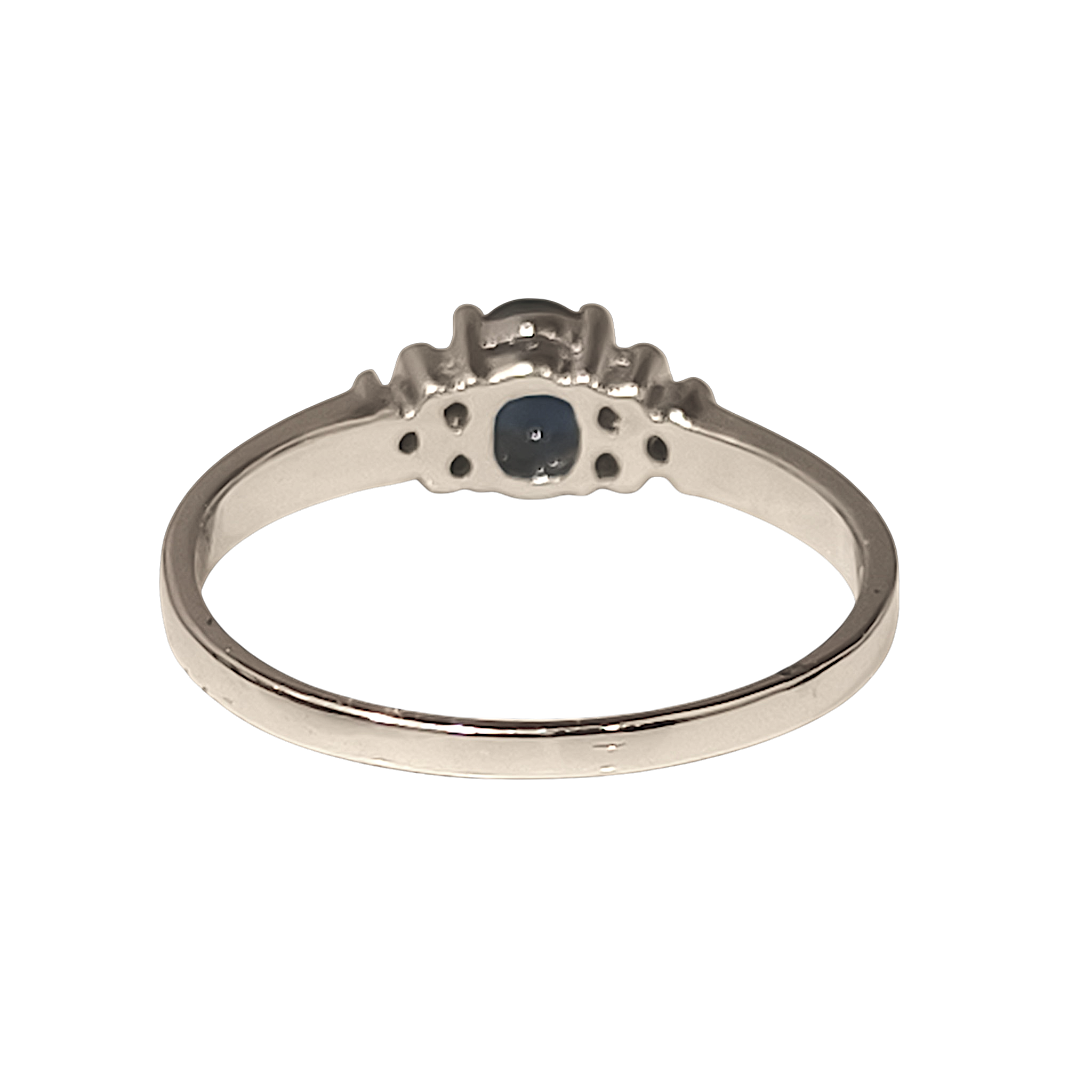 Midnight Blue Oval Sapphire and Diamond Accent Ring (3)