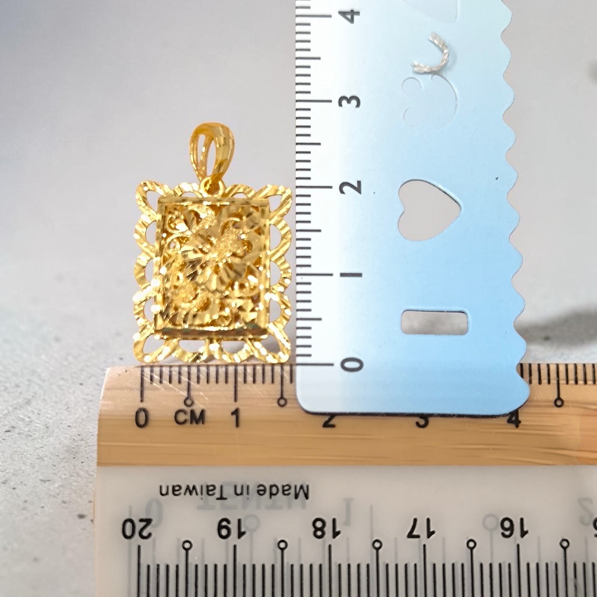 Filigree Rectangular Pendant 3 (6)