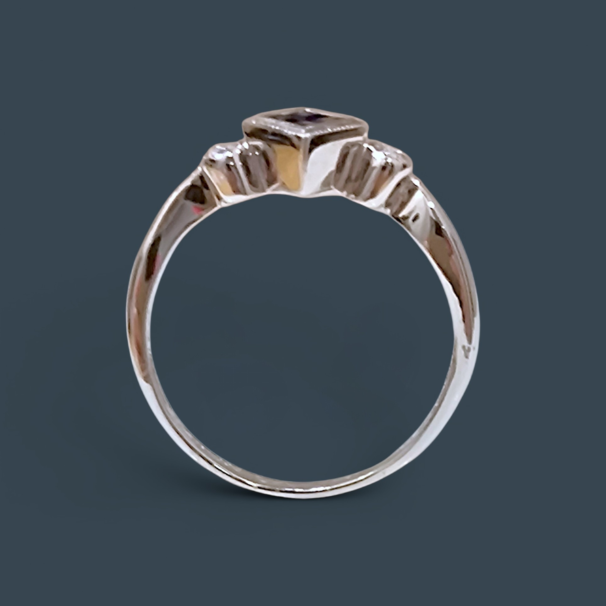 Blue Sapphire Ring (3)