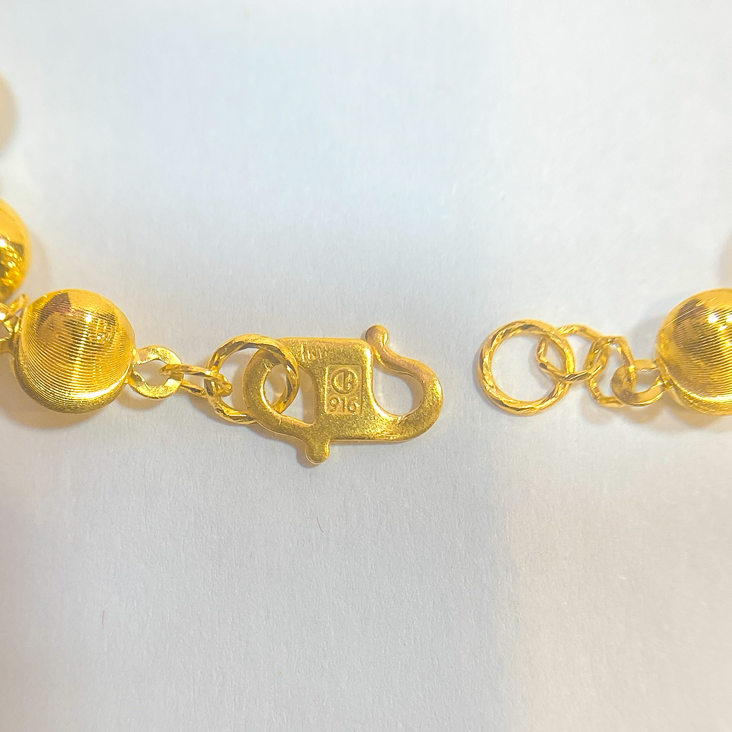 916 Gold Moon Bead Bracelet