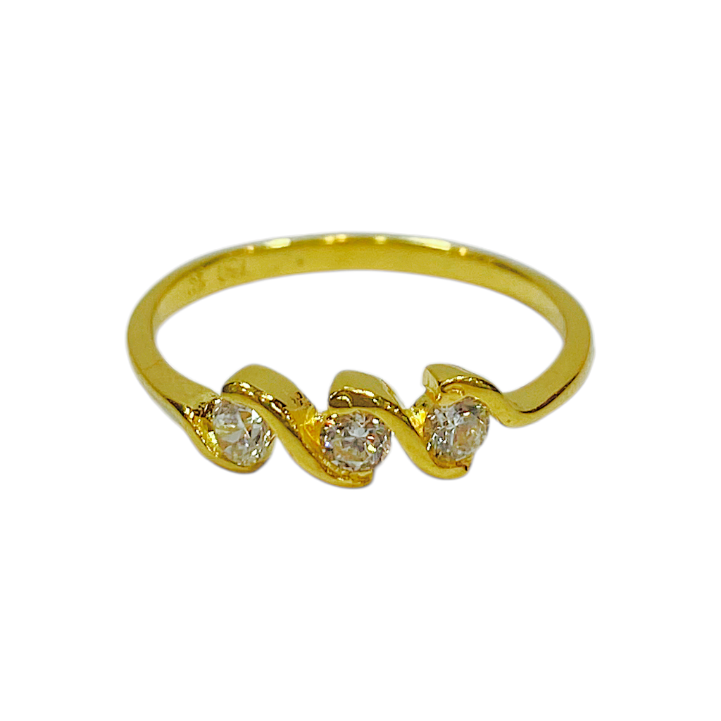 36148 - 18k-750-gold-three-stone-ring (3)