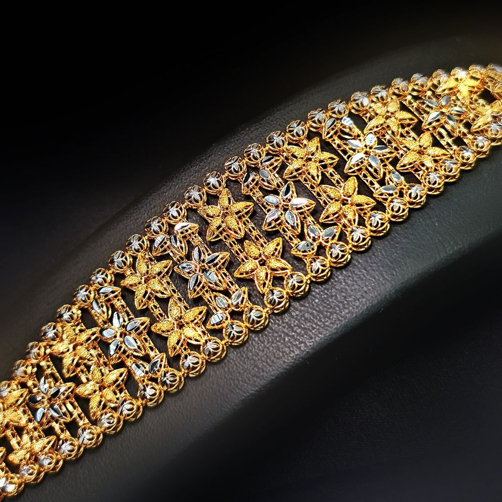 photo_6215297575942819044_y