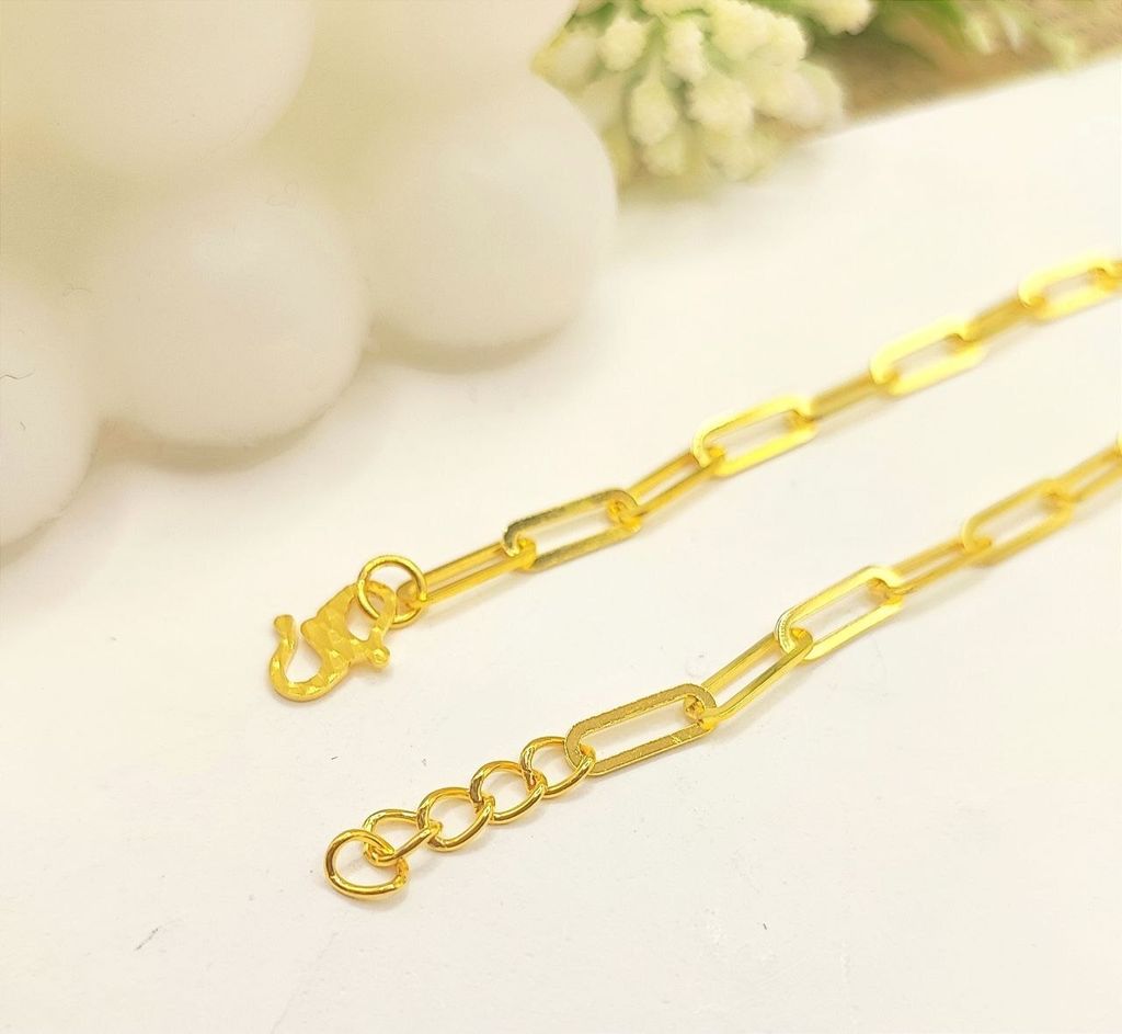 photo_6240152736368365722_y