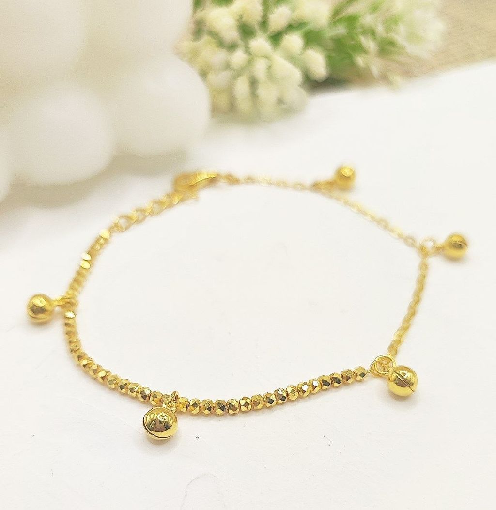 photo_6240152736368365639_y