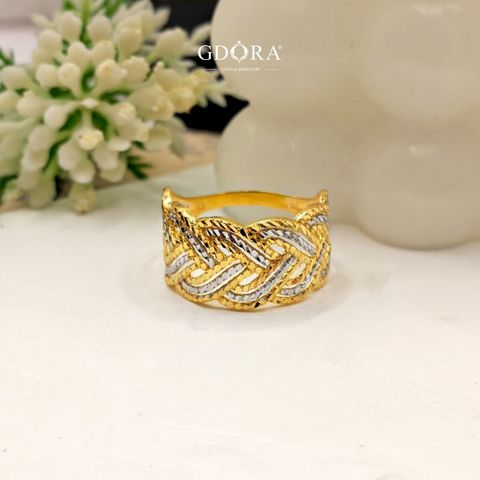 photo_6246968531639536959_y