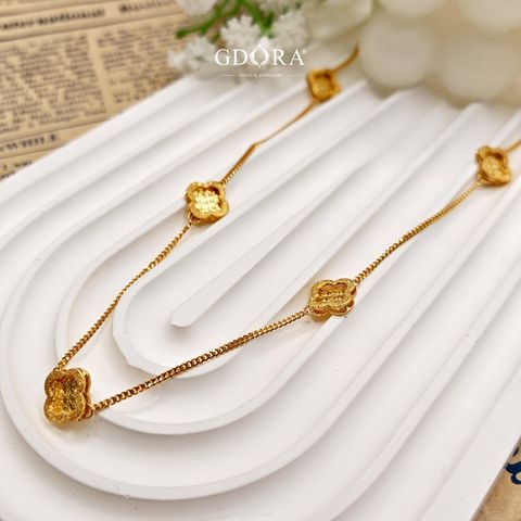 photo_6255993366029995943_w