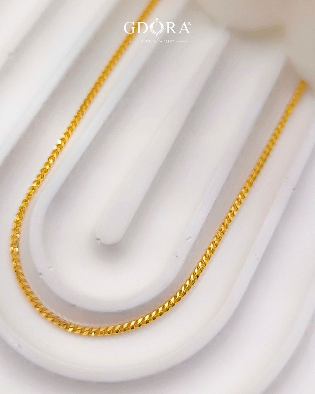 photo_6255993366029995908_w