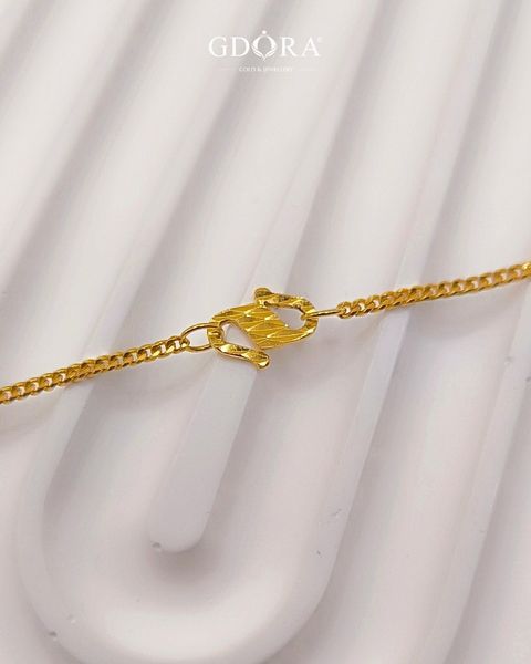 photo_6255993366029995909_w