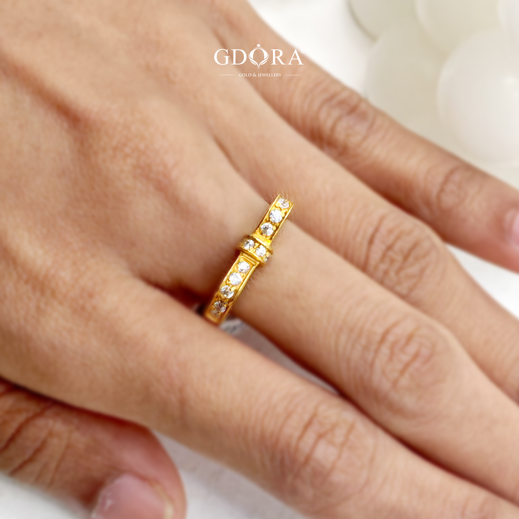 stone ring 106