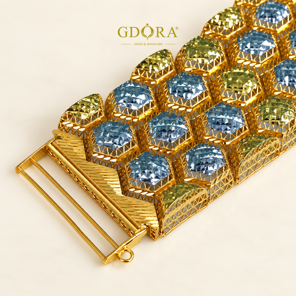 Web-HoneycombBracelet-1x1-Side