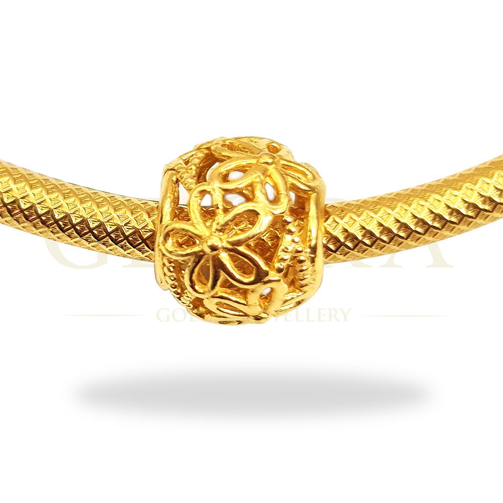 Openwork Flower_Bangle