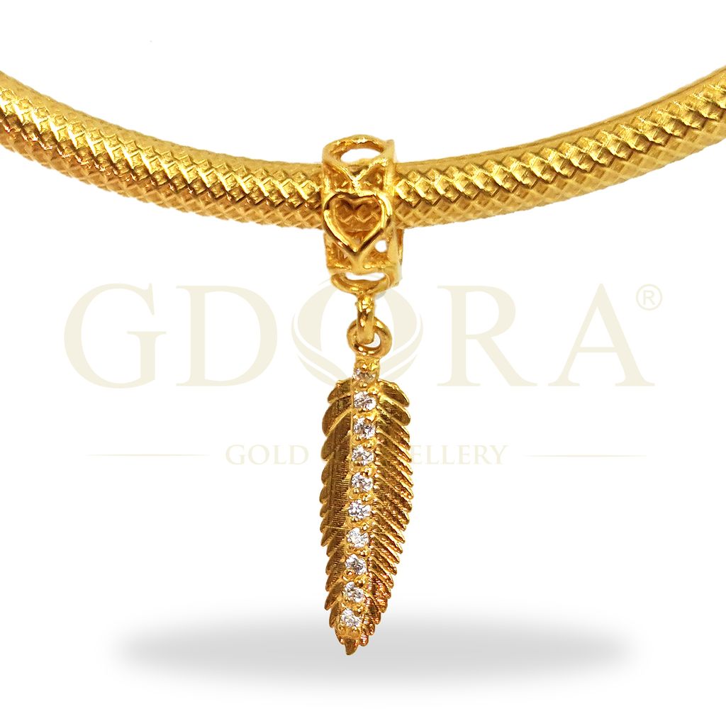 FEATHER DANGLE_2 (2)