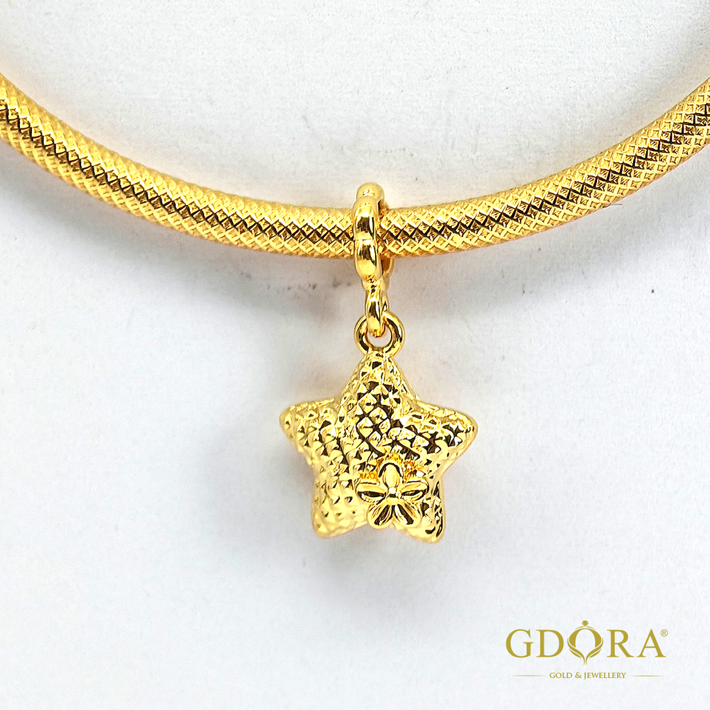 hardgold star dangle 3