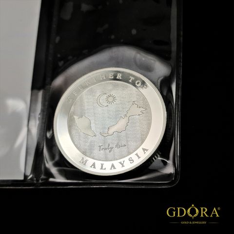 Silver_KL Landmark_2