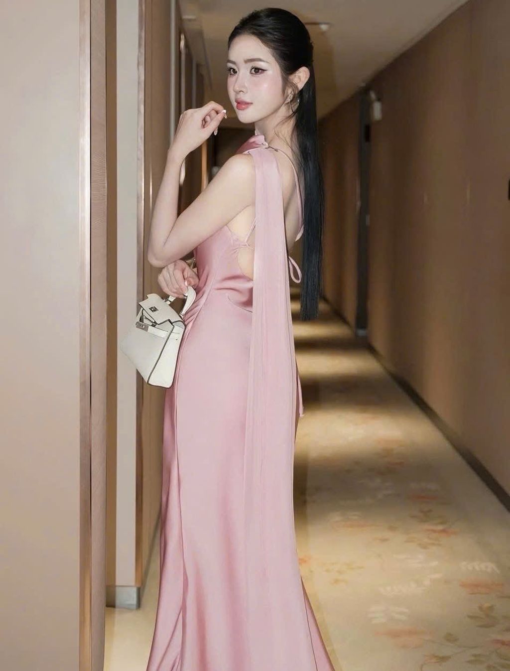 z7116054503580_f483a4ae92785f03239bd338153f1dba