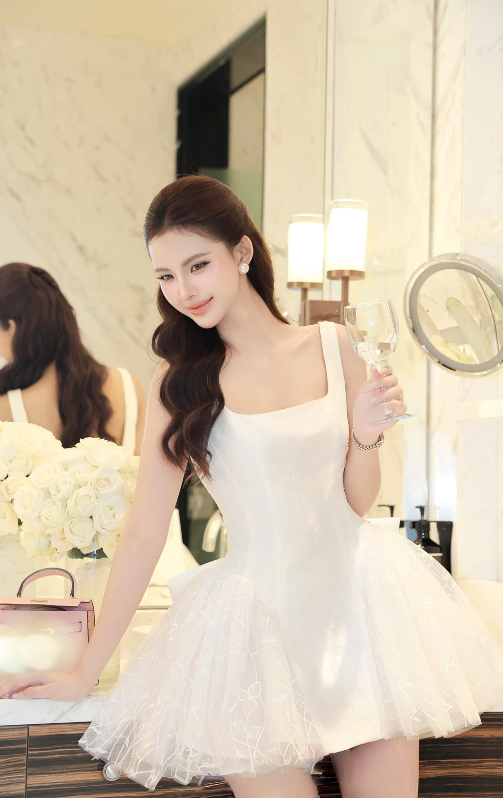 z6962002744333_989ed9b164666e959960fea816aab9bb_美图设计室AI消除_20250902