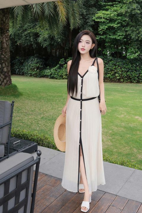 z6913151409621_8a6c82e93894ebdb46063013f816f868