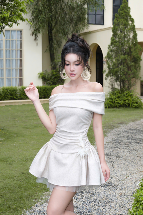 z6932354421332_96980eb5ea98e703c3ccf7f66afc4f1b_美图设计室AI消除_20250930