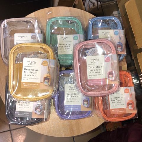 tw-11134207-7rbk9-m7aoaw6xp5mia2