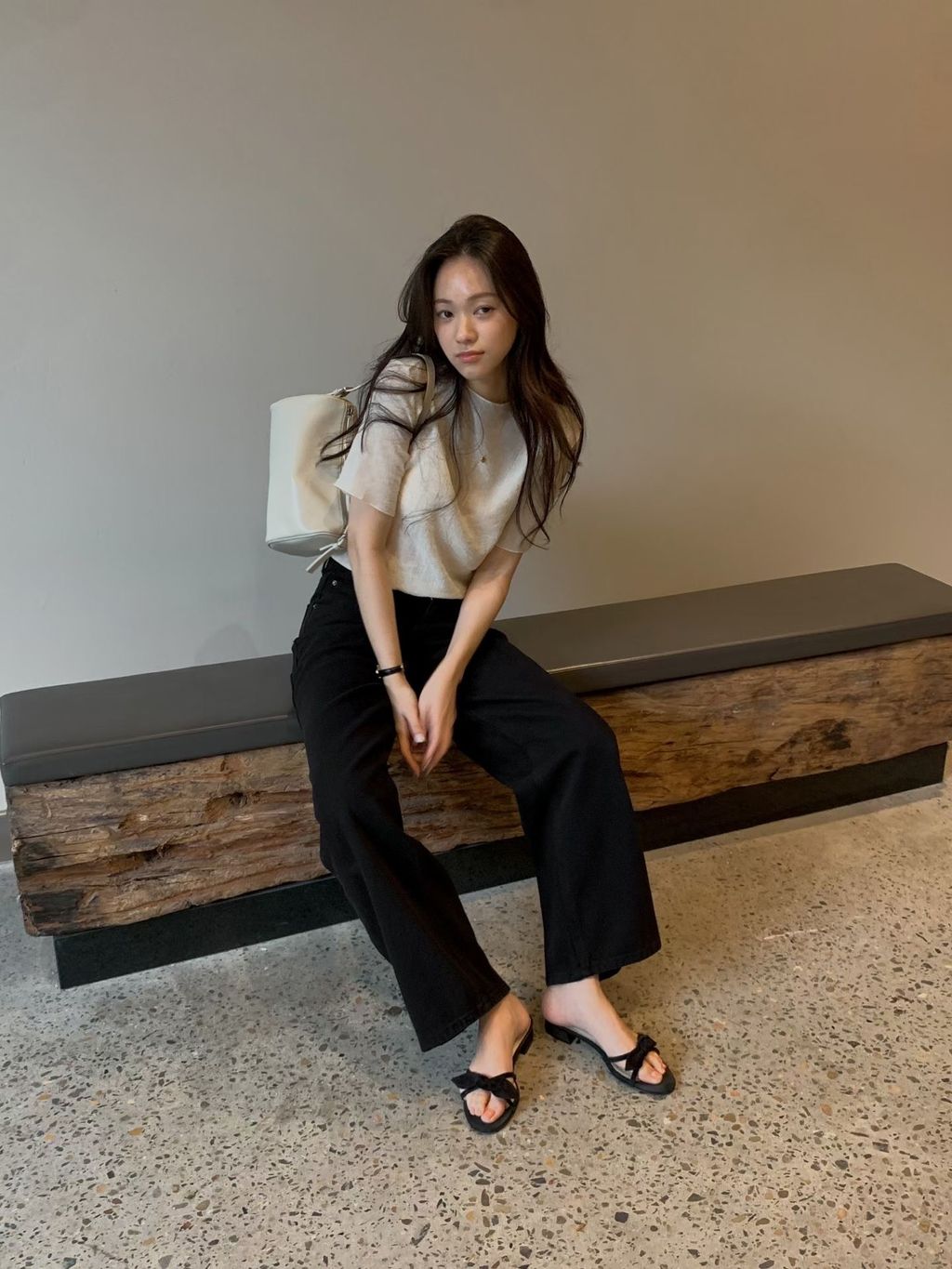 32b41f061f8f41768264158498b98e2c