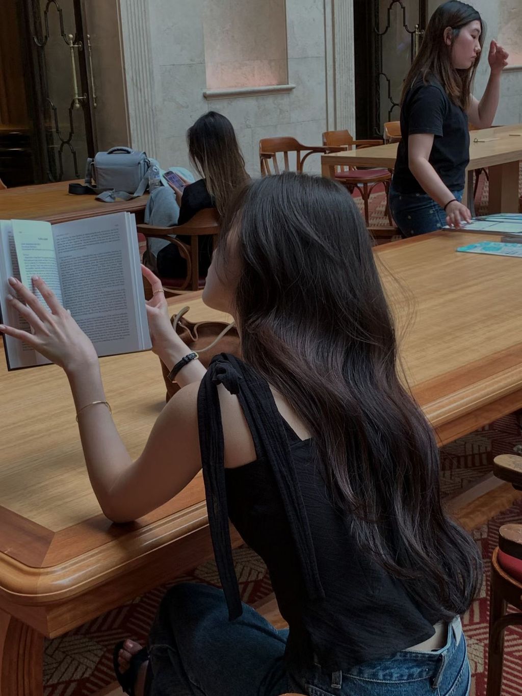 c7cef1d151106ad1af95cc402fa153