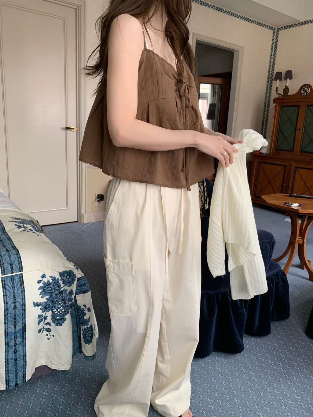 28b9886f1924333314a2af37b08b43 4