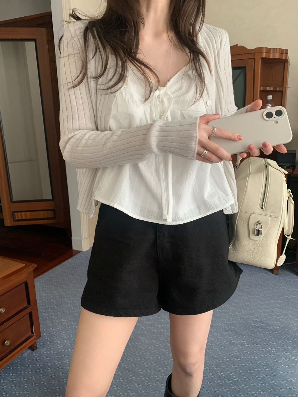 d71801ff2be05b0659220d83c8233f