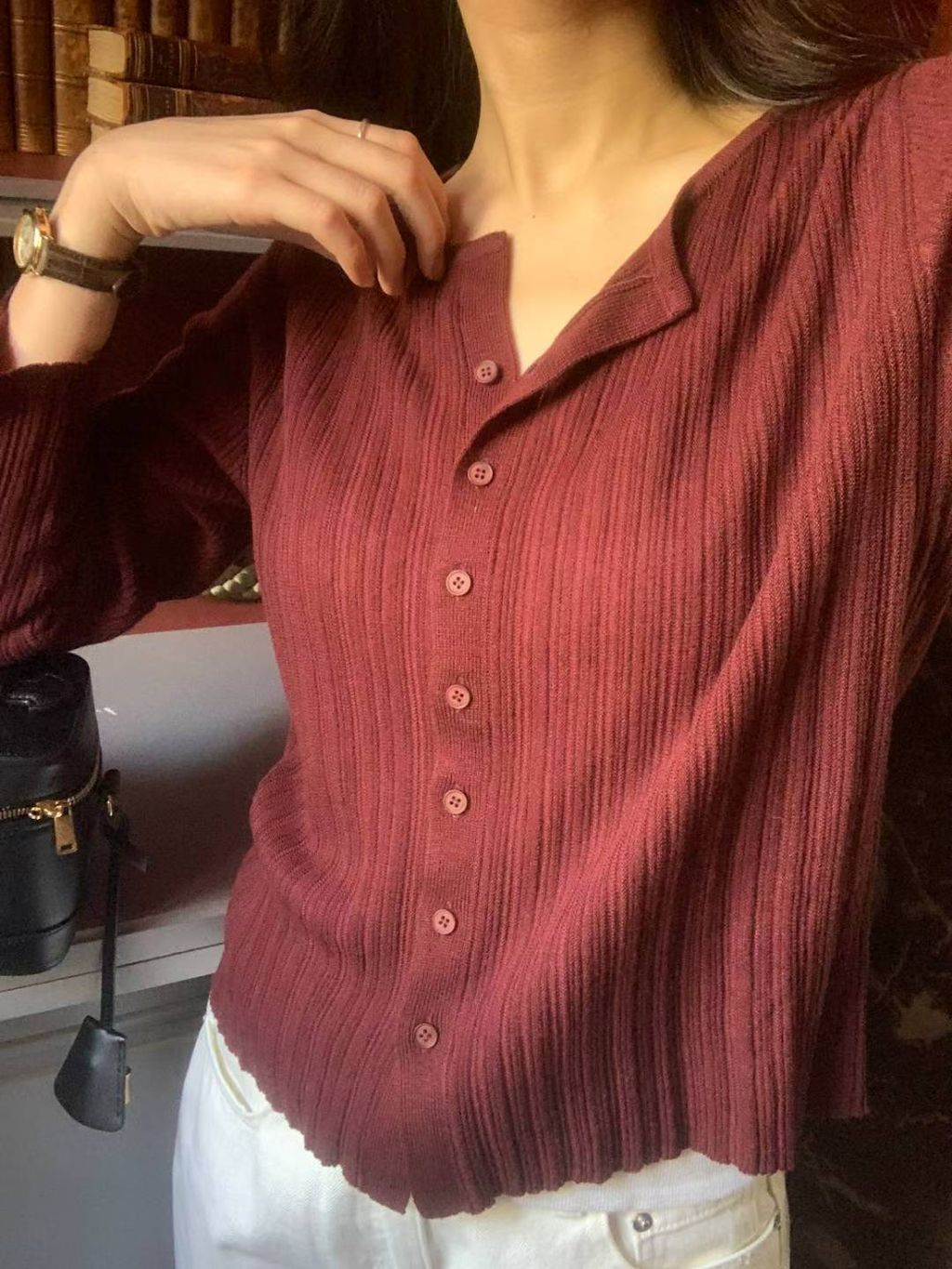 85086d4042875a887d9ba4d6725d5335