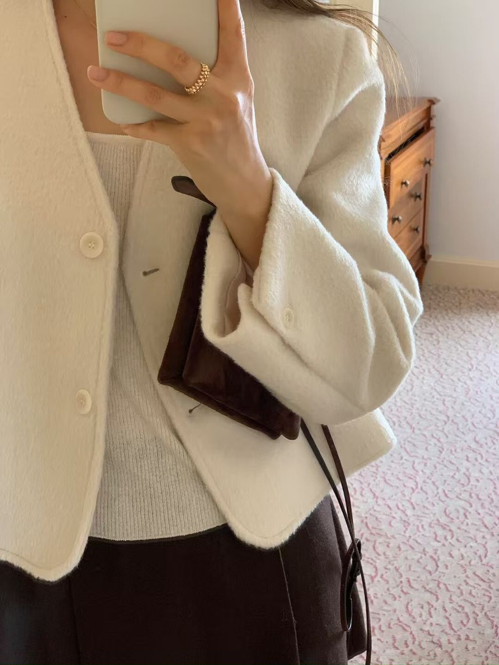 50c52caece632b832472e3b0f07eba70