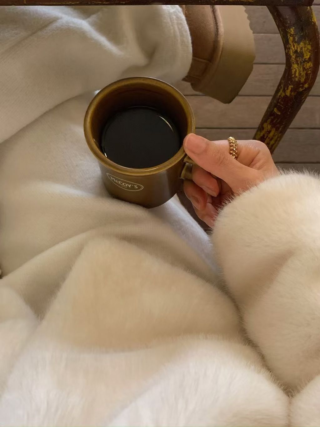 9a9c128fe0258d1c8775042362a5e784