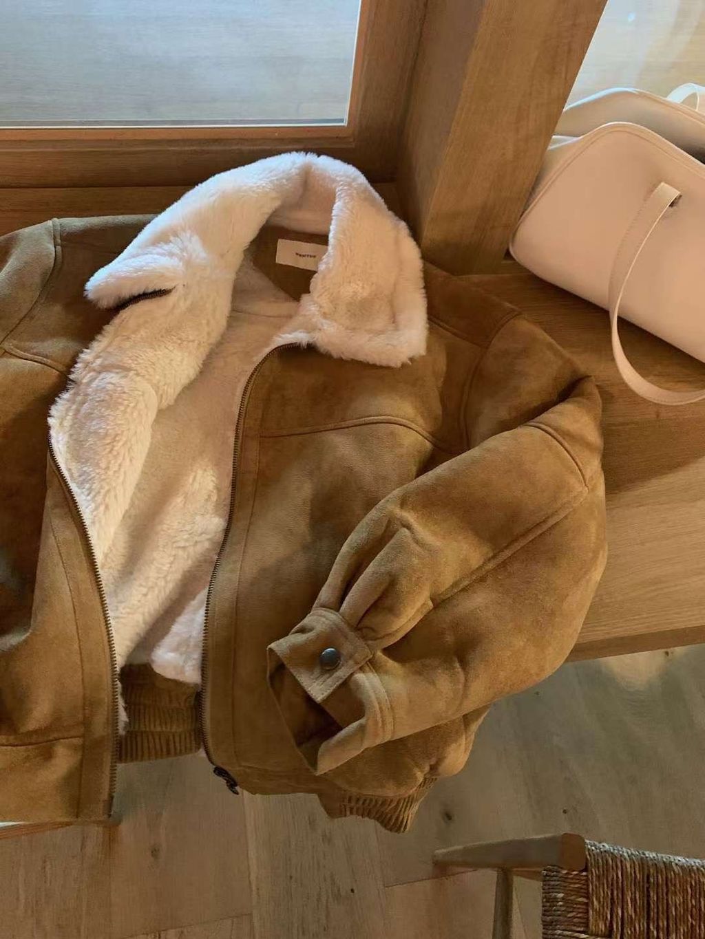 afd24f15da1d0586a8afbc22f0c8f863