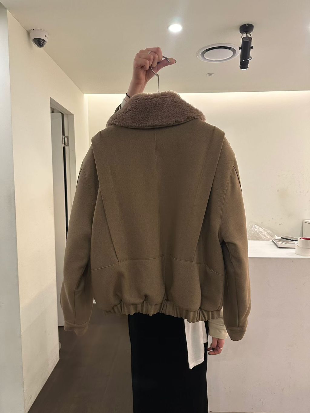 c9d200a76b349eb7e55b789222d1fa50 2