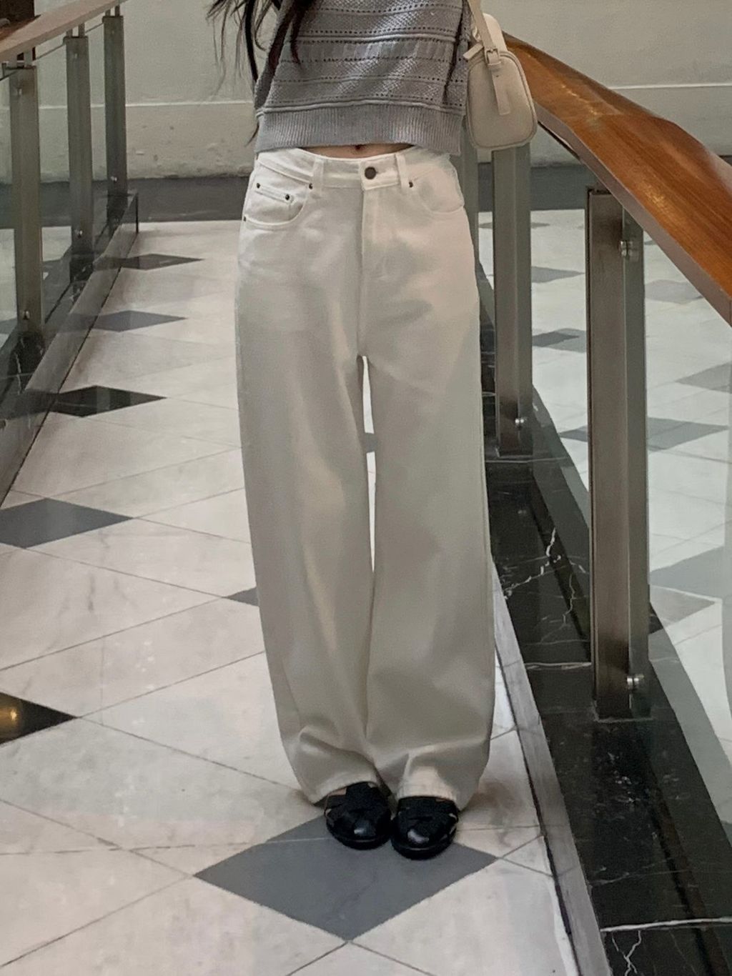 dfa58b0344bf0d4189485896ec383fa1