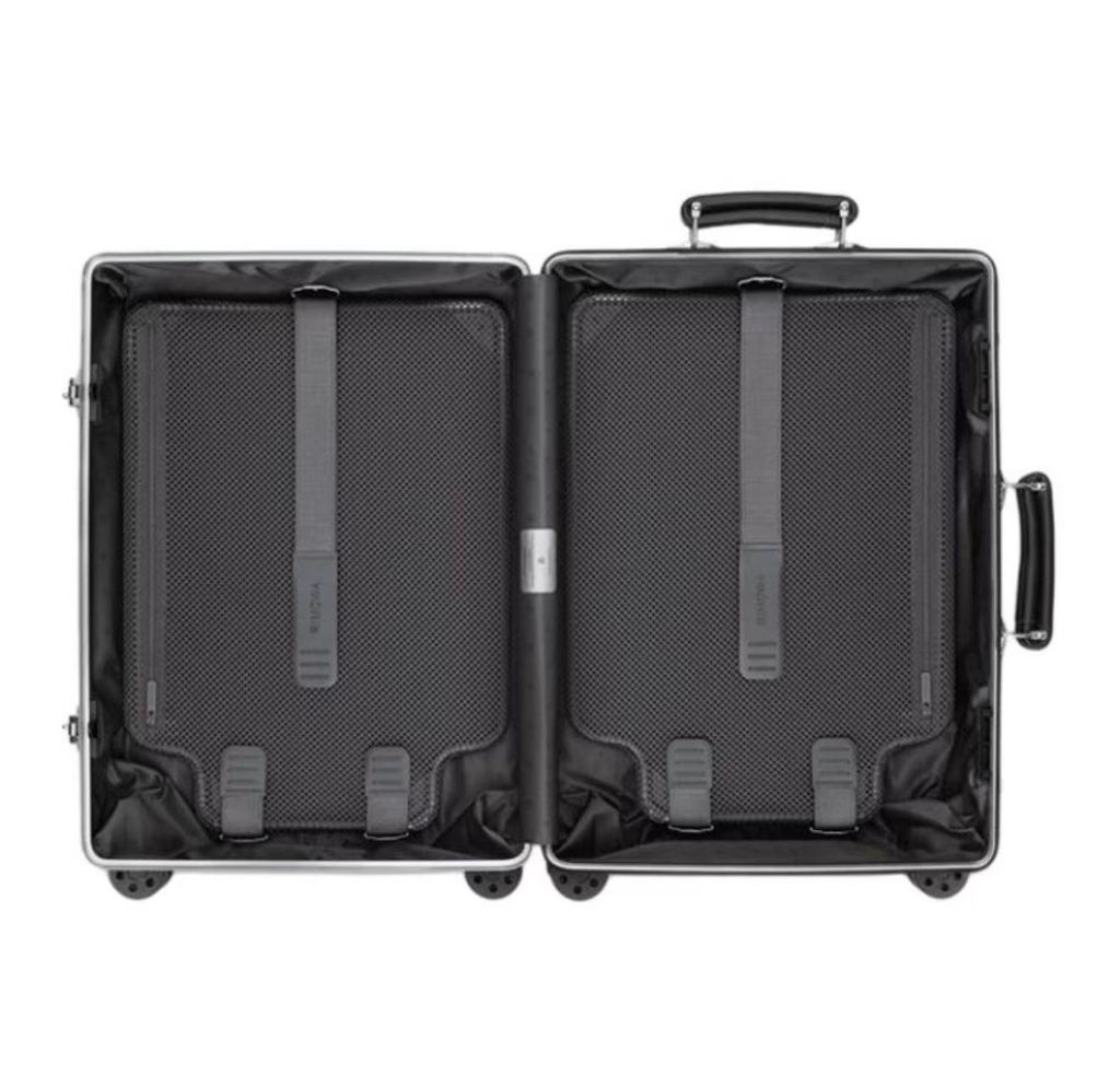 rimowa-classic-aluminum-luggage-silver-cabin-checked-luxury-travel