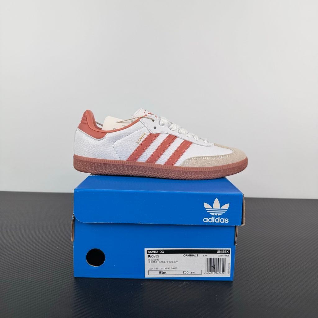 adidas Samba OG IG5932 womens Cloud White smooth leather upper with Wonder Clay peach pink three-stripes neutral suede T-toe and vintage low-profile gum rubber outsole side profile view.jpg