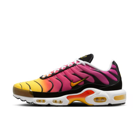 Side profile of the Nike Air Max Plus OG sneaker DX0755-600 in Raspberry Red, featuring a striking red-to-black gradient mesh upper, glossy black TPU cage, and visible Tuned Air cushioning units. Available in Singapore and Malaysia.