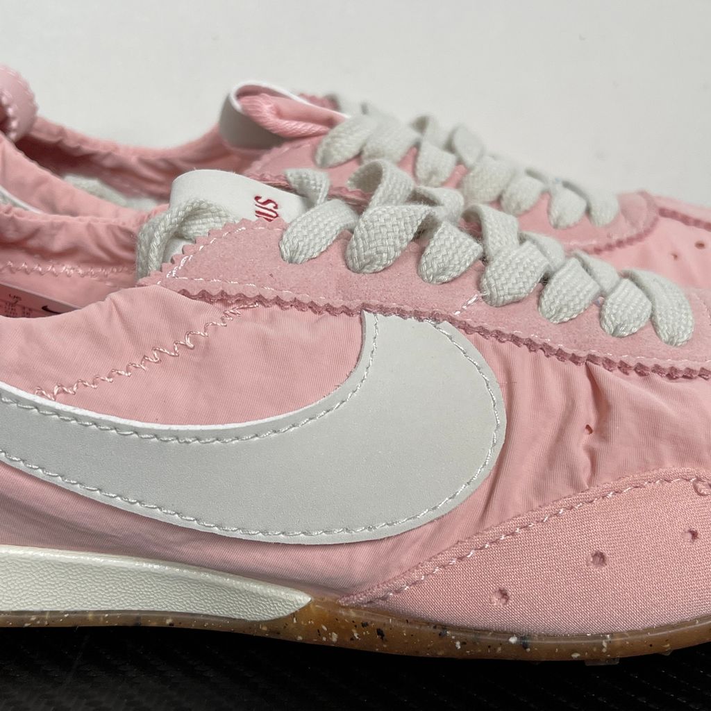 nike-jacquemus-moon-shoe-sp-aluminum-pink-premium-suede-ruched-nylon-upper-details.jpg