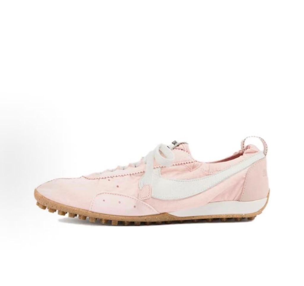 nike-moon-shoe-sp-jacquemus-aluminum-pink-luxury-runner-sneaker-hv8547-601